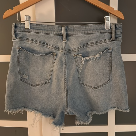 Joe's Jeans Kinsley Shorts Button Fly Fray Hem - Picture 3 of 4